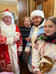 Поздравления на дому в праздничном формате
