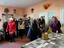 Ковчег с частицами мощей святой блаженной Матроны Московской посетил отделения для пожилых людей
